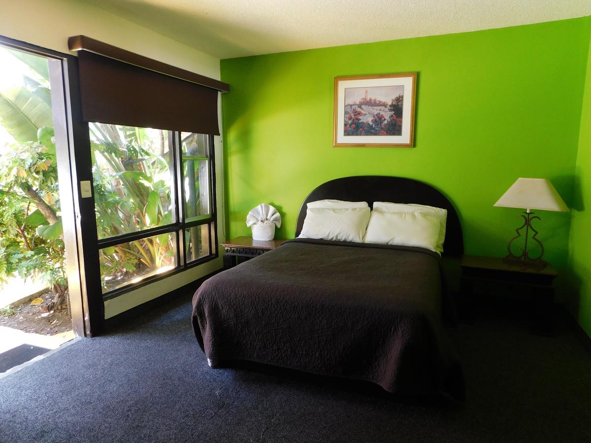 Hotel Suites Royal Tijuana Kültér fotó